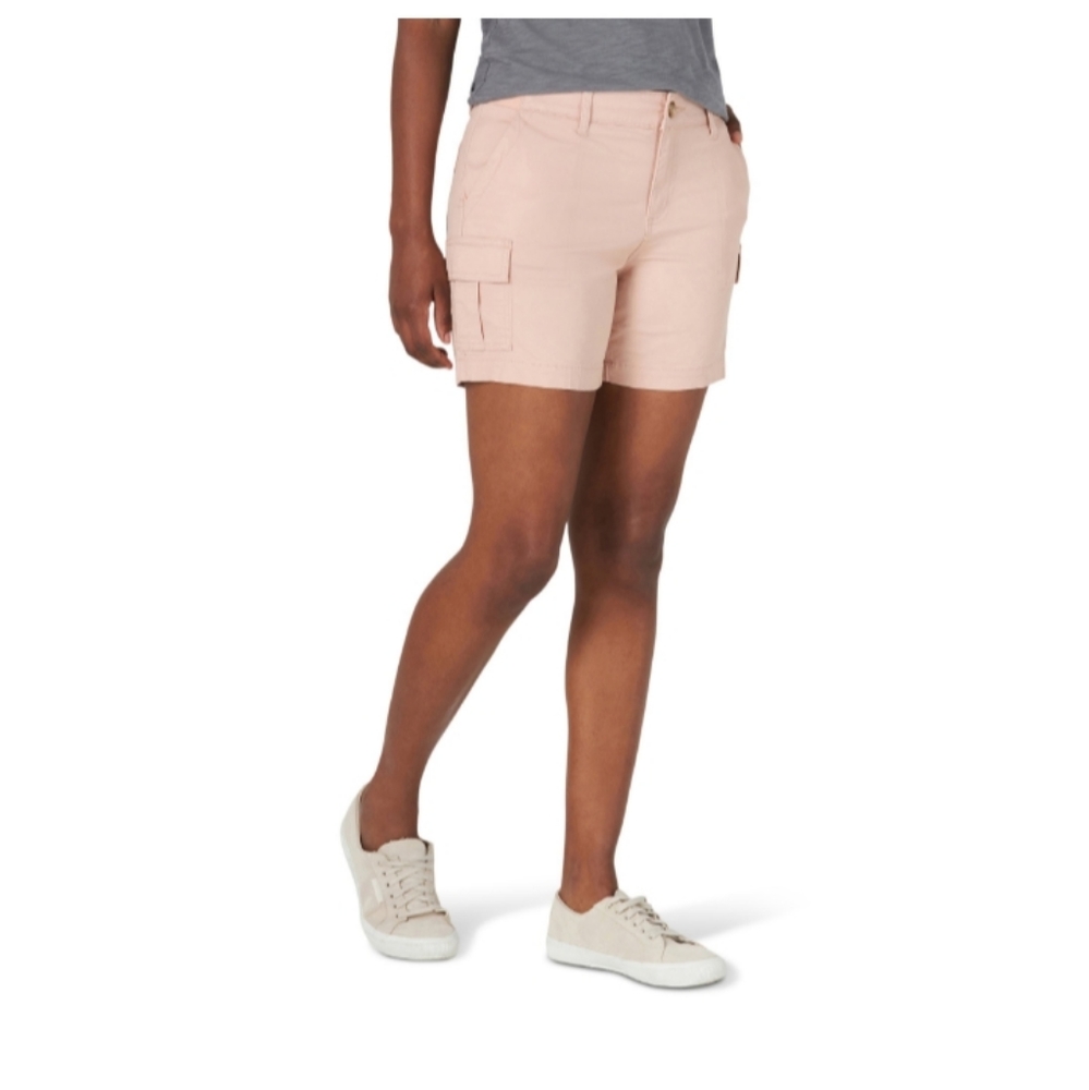 NWT Woman's Lee 5" Cargo Shorts